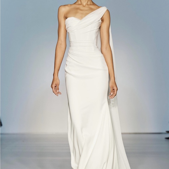 KYHA Elm Dress (brand new unaltered never worn!)